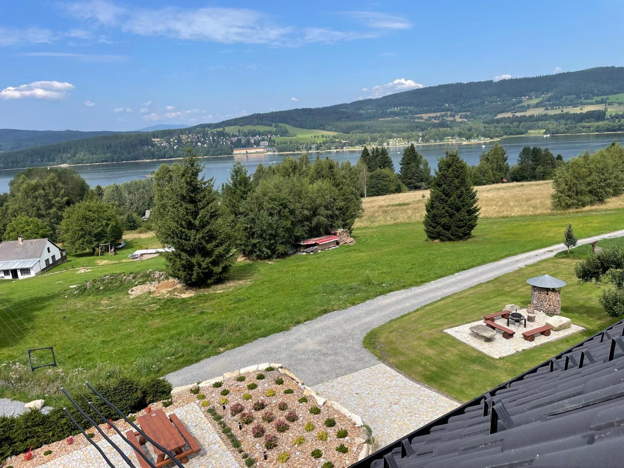 Apartmány HÁJOVNA Lipno Loučovice Kültér fotó